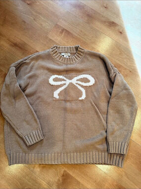 Sincerely Jules Oversized Bow Knit Sweater Brown & White Size Medium